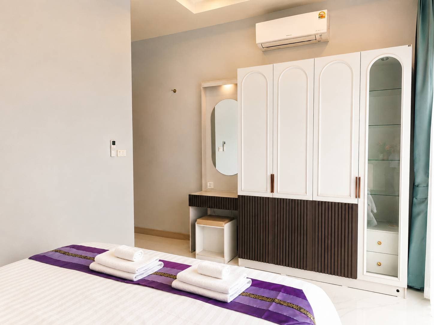 Vana Pool Villa gallery 9